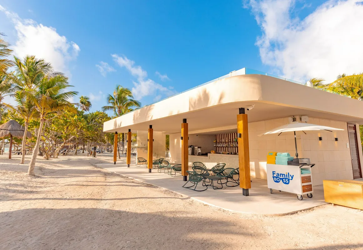 Family Selection At Grand Palladium Kantenah Resort & Spa hotel hero