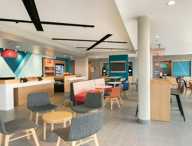 avid hotel Elkhart North by IHG hotel detail image 2