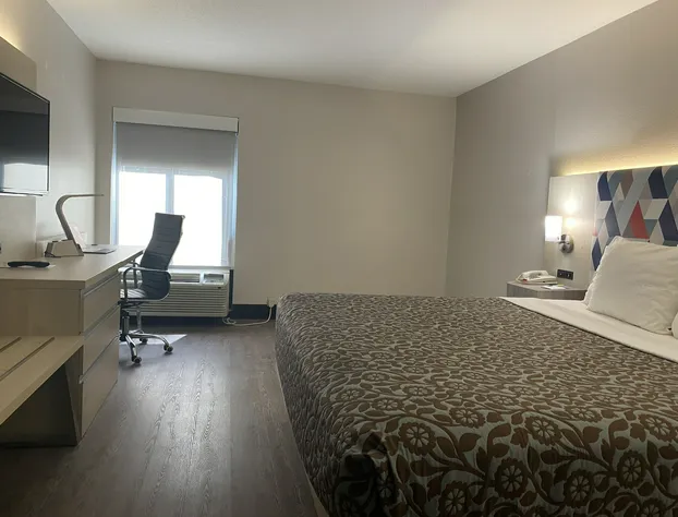 Days Inn & Suites by Wyndham Peachtree Corners/Norcross hotel detail image 4