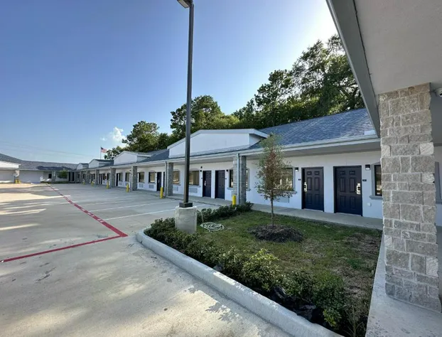 Crosby Travel Lodge & RV Park hotel detail image 1