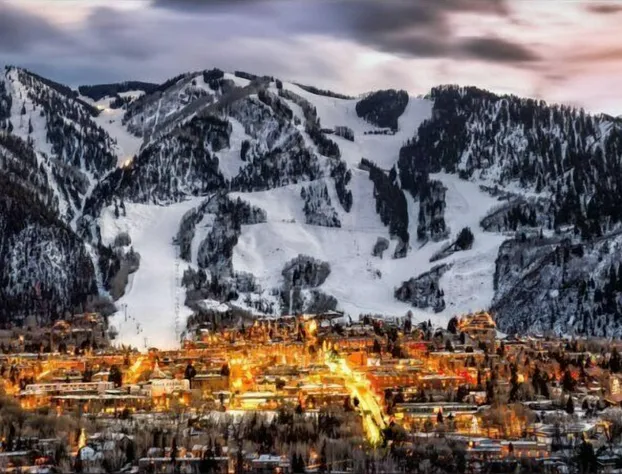 1 Bedroom Mountain Residence In The Heart Of Aspen With Amenities Including Heated Pool Hot Tubs Game Room And Spa hotel detail image 4