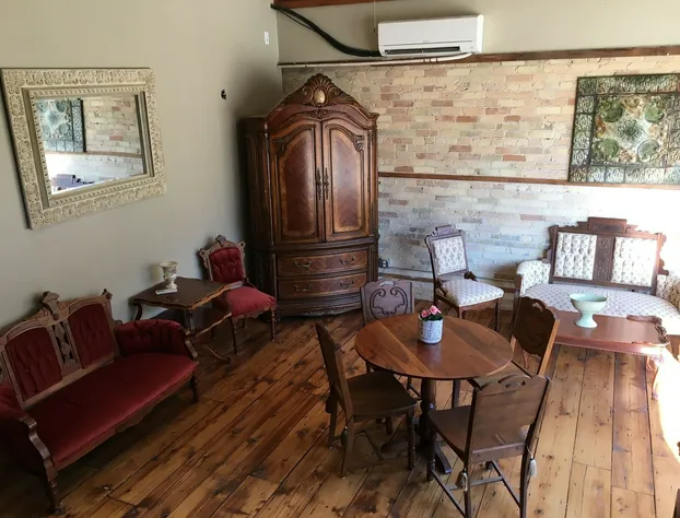 Cambridge Inn on Main hotel detail image 1