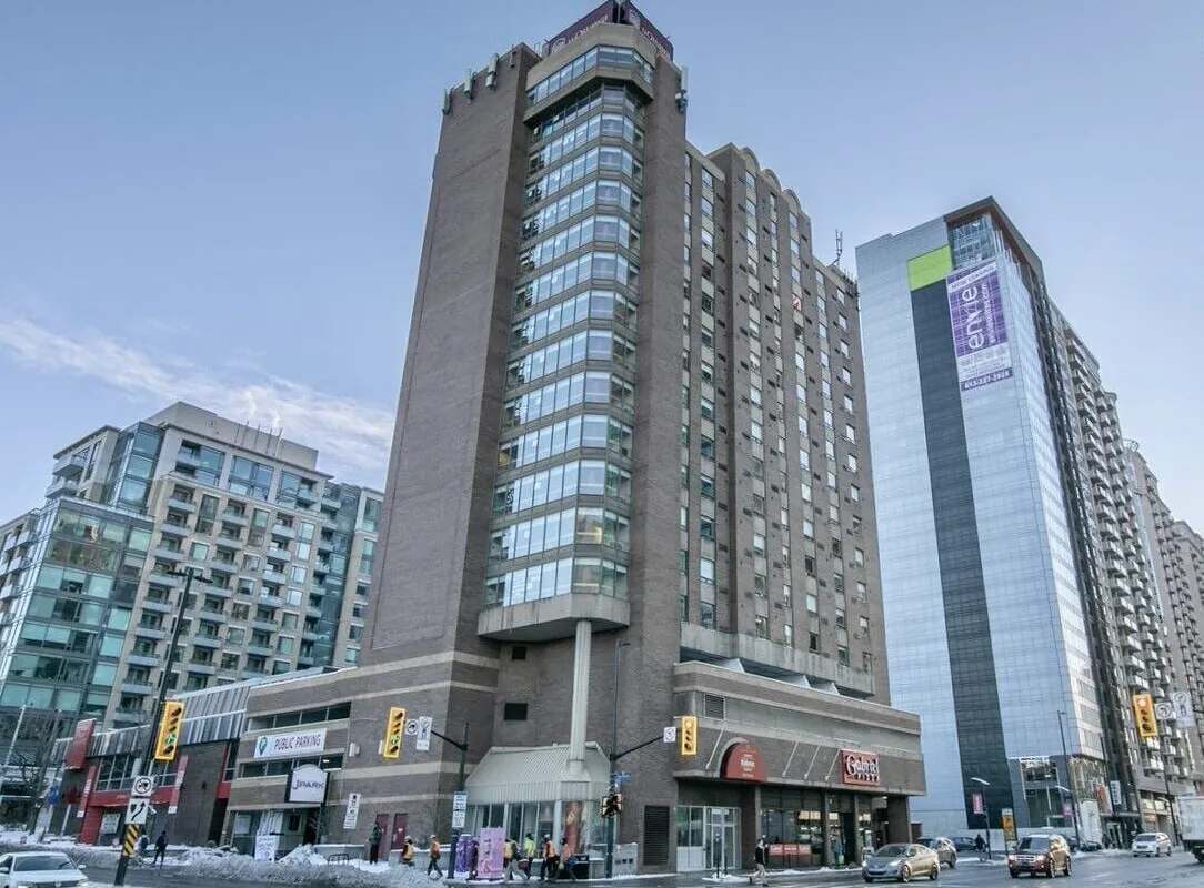 Rideau Residence University of Ottawa hotel hero