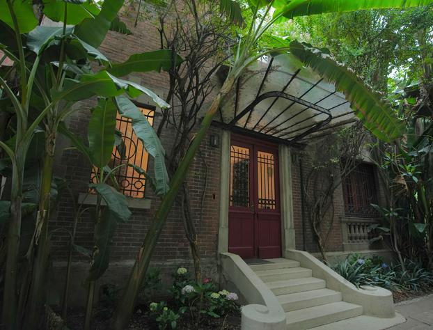 Maison du comte hotel detail image 2