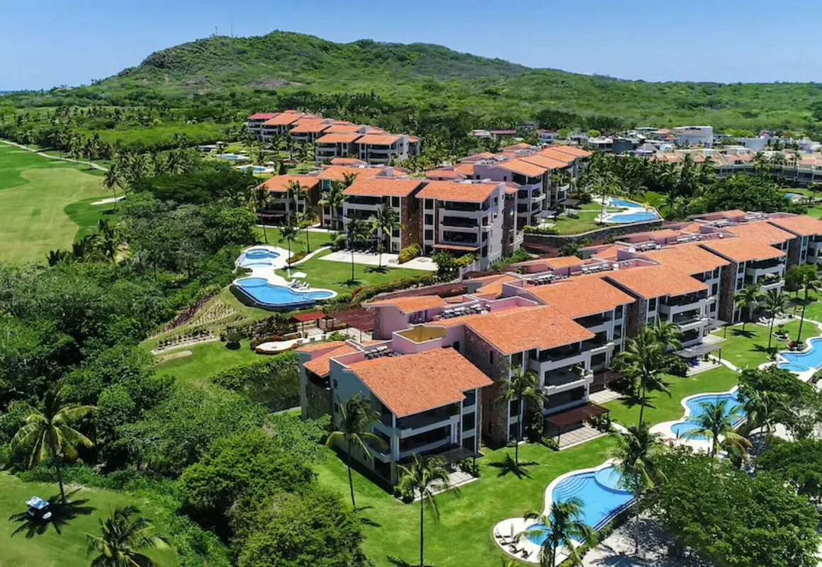 Punta Mita Resort hotel hero