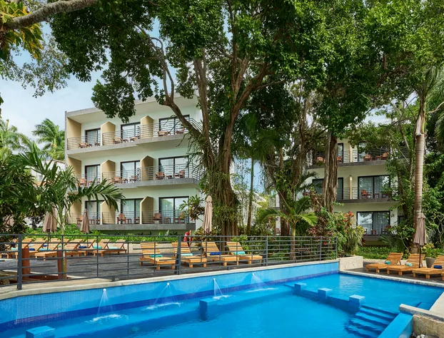 Cristalino Lagoon Front Hotel Restaurant & SPA hotel detail image 2