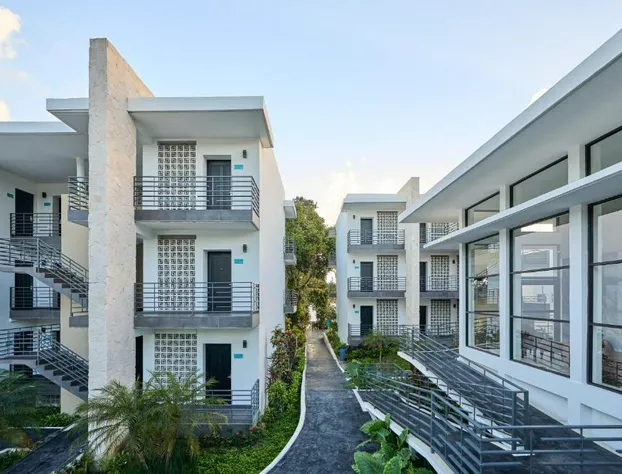 Cristalino Lagoon Front Hotel Restaurant & SPA hotel detail image 3