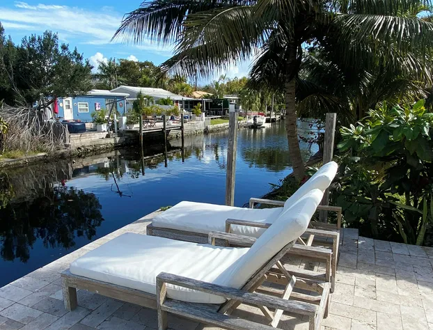Tarpon Harbor Vacation Rentals hotel detail image 2