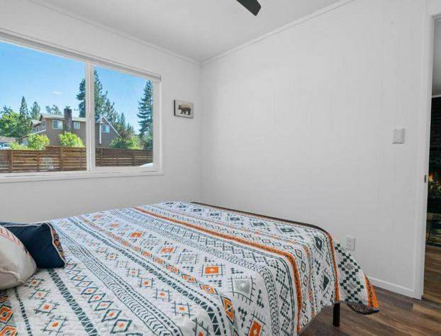 Blue Bear Lodge 2 by Big Bear Vacations Walk To Marina & Village hotel detail image 1