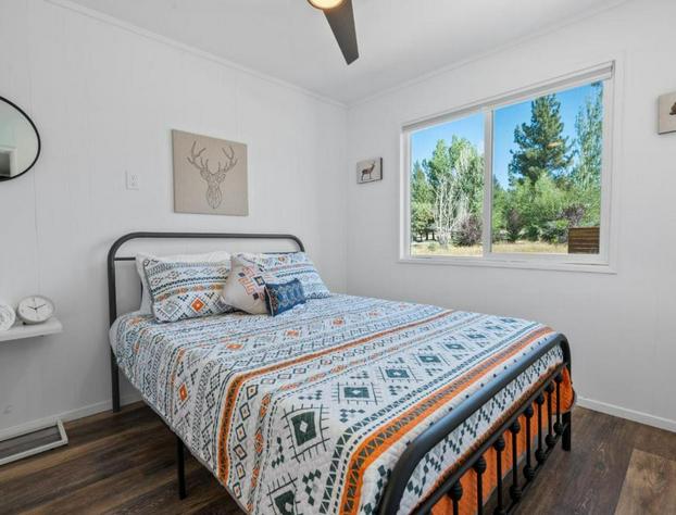 Blue Bear Lodge 2 by Big Bear Vacations Walk To Marina & Village hotel detail image 2