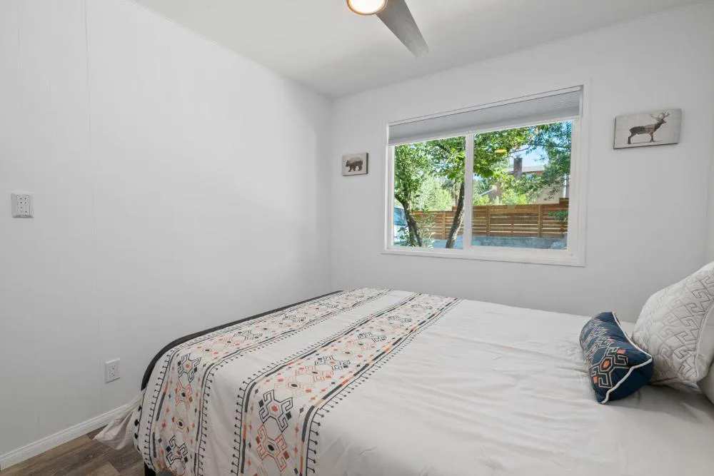 Blue Bear Lodge 3 by Big Bear Vacations Walk To Marina & Village hotel hero