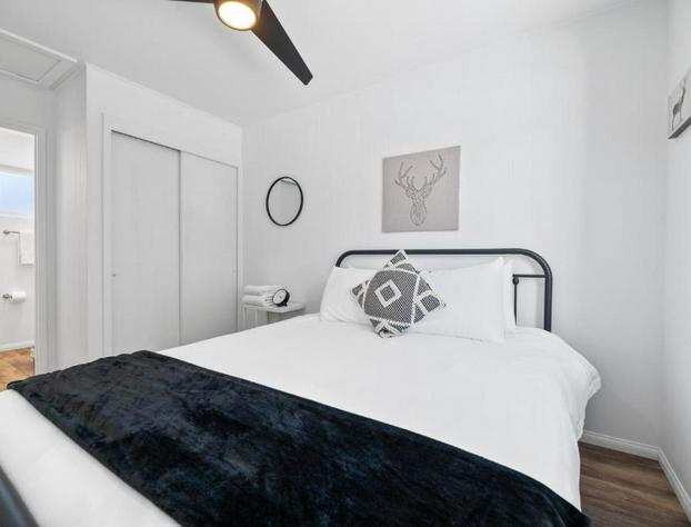 Blue Bear Lodge 4 by Big Bear Vacations Walk To Marina & Village hotel detail image 1