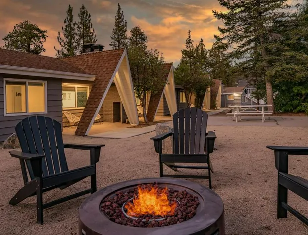 Blue Bear Lodge by Big Bear Vacations Walk To Marina & Village hotel detail image 3