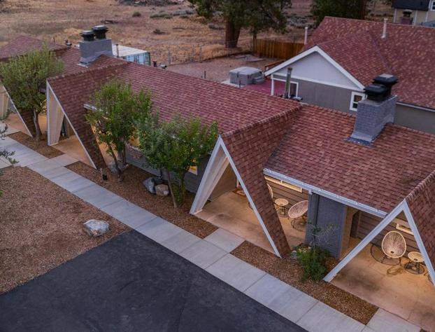 Blue Bear Lodge by Big Bear Vacations Walk To Marina & Village hotel detail image 4