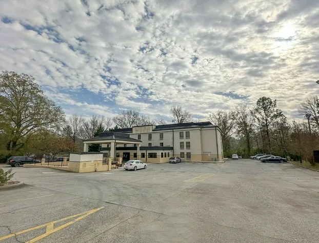 OYO Hotel Rome West GA hotel detail image 1