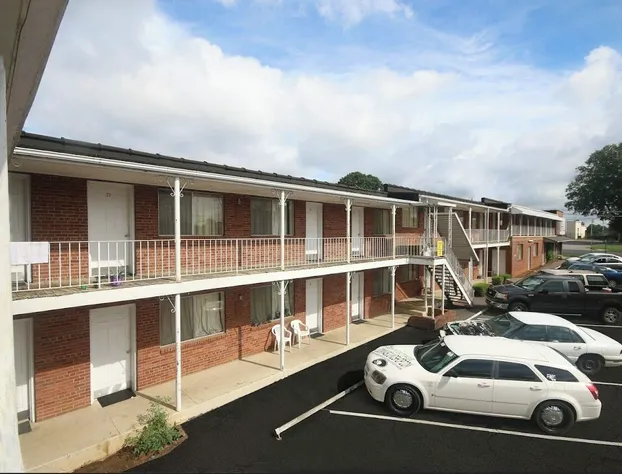 Best In Town Motel hotel detail image 1