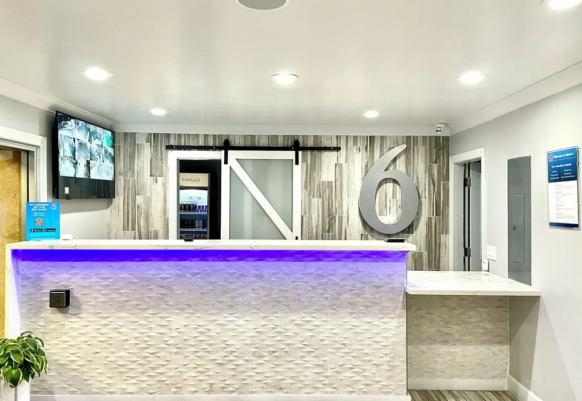 Motel 6 Yuba City, CA hotel hero