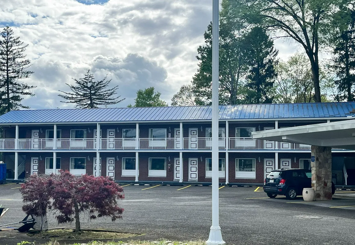 Motel 6 Fairmont, WV - Downtown hotel hero