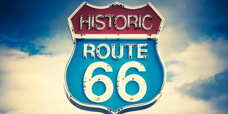 Regal 8 Inn & Suites hotel hero