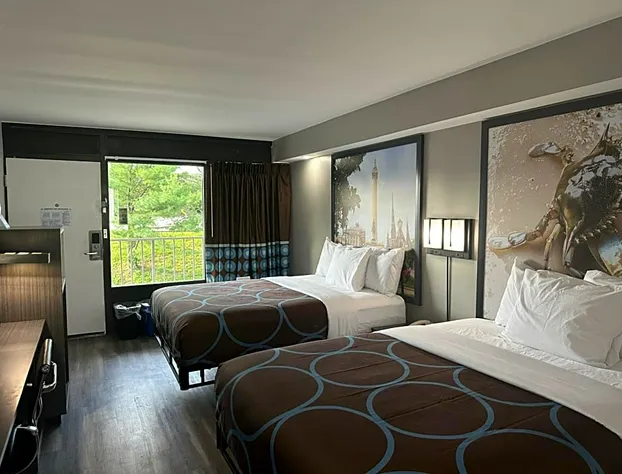 Super 8 By Wyndham Baltimore Northwest hotel detail image 3