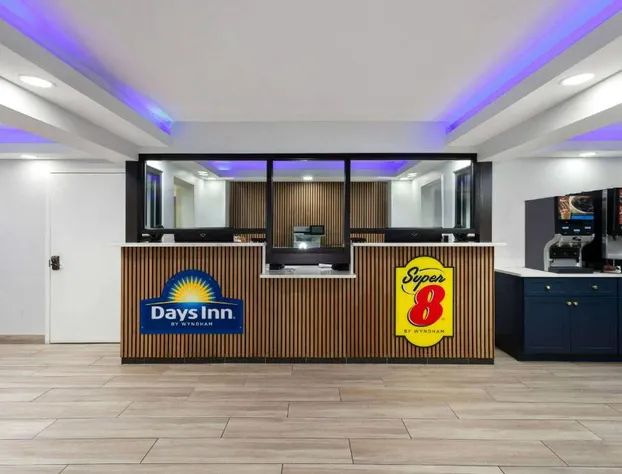 Super 8 By Wyndham Baltimore Northwest hotel detail image 3