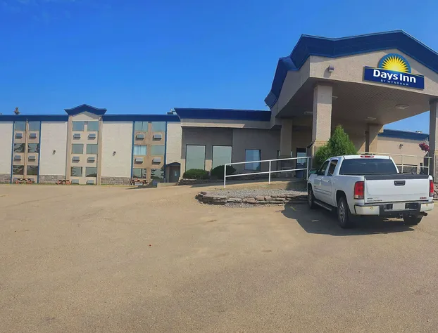 Days Inn by Wyndham Drayton Valley hotel detail image 1