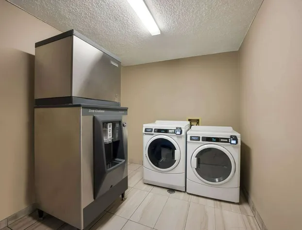 Suburban Studios Canon City hotel detail image 2