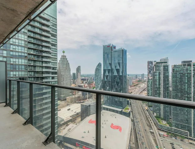 Diamond Collection- 2 & 3 Bedroom Suites hotel detail image 2