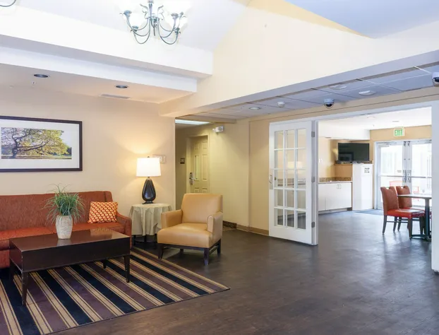 Admiral Suites hotel detail image 4