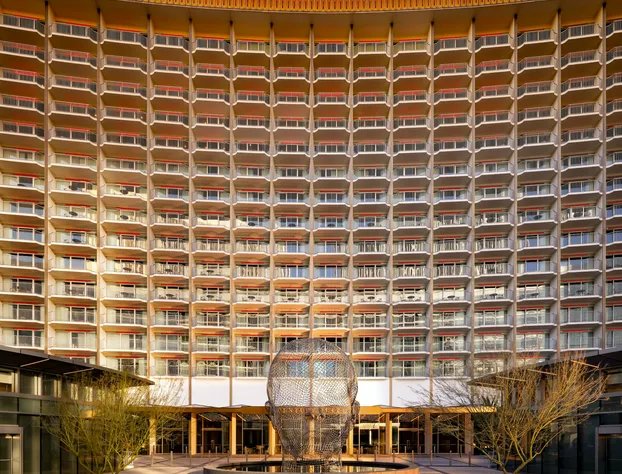 Fairmont Century Plaza Gold Experience hotel detail image 1