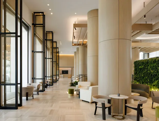 Fairmont Century Plaza Gold Experience hotel detail image 4