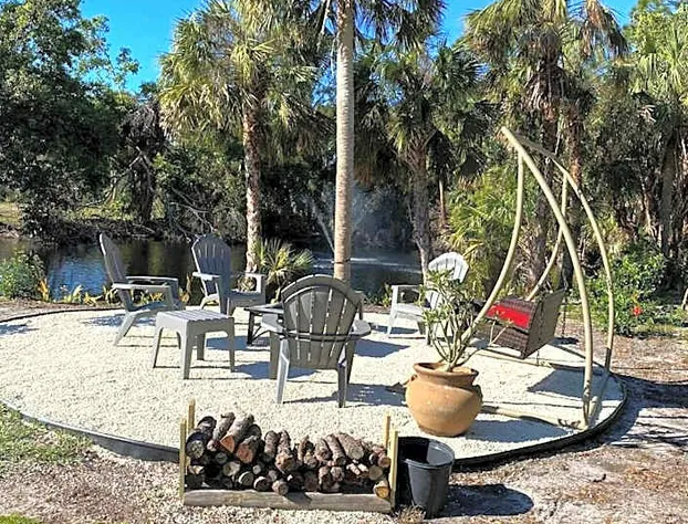 Suite Dreams Guesthouse aka Care Takeover Home hotel detail image 3