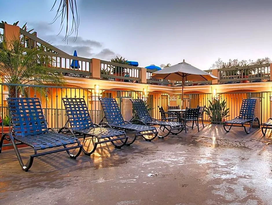 Laguna Brisas - A Beach Hotel hotel hero