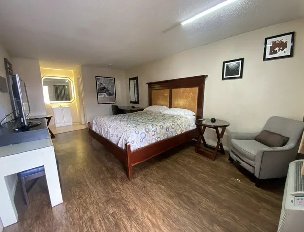 Great Western Inn & Suites - Saginaw hotel detail image 4