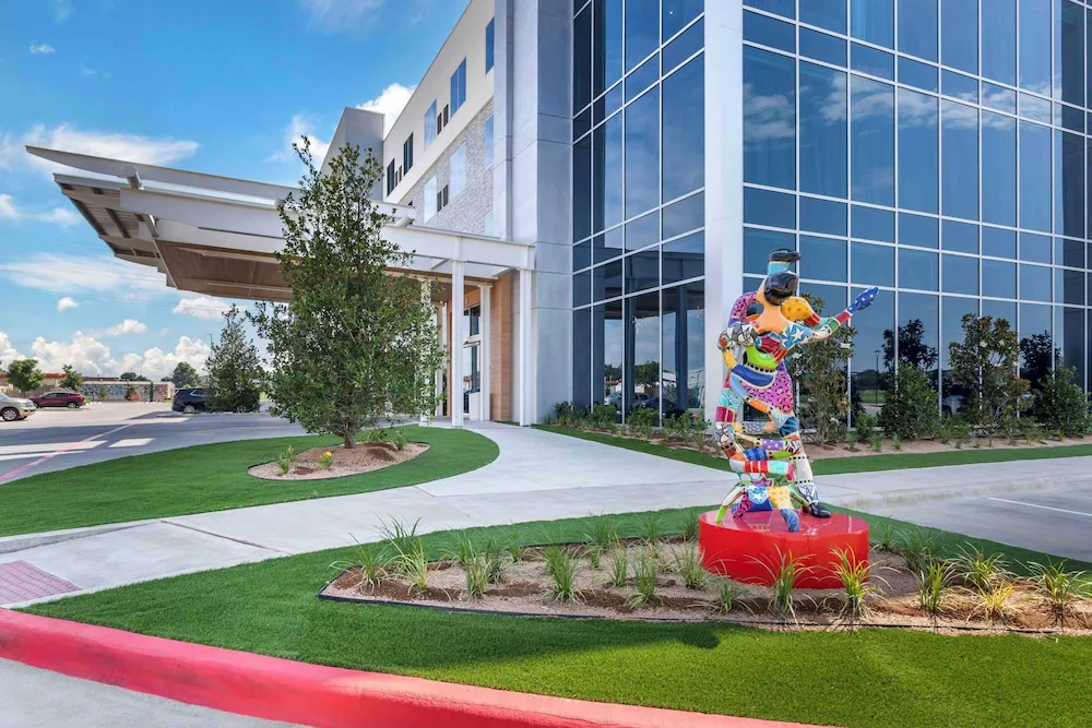 Cambria Hotel Waco Univ Riverfront hotel hero