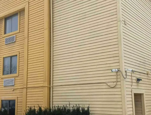 Norwood Inn & Suites Milwaukee hotel detail image 1