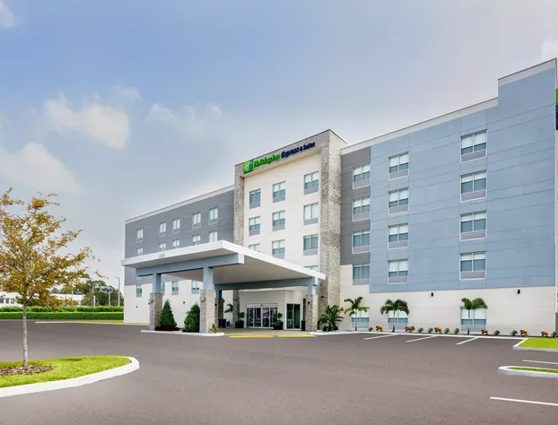 Holiday Inn Express & Suites Tampa Stadium - Airport Area hotel detail image 1