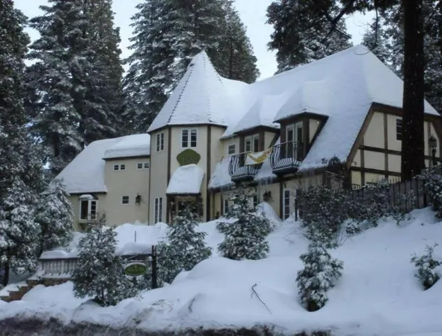 FLEUR DE LAC EUROPERAN INn hotel detail image 1