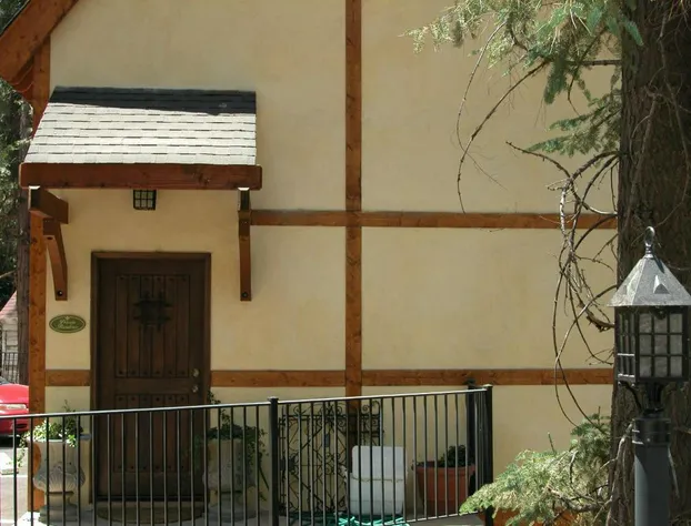 FLEUR DE LAC EUROPERAN INn hotel detail image 4