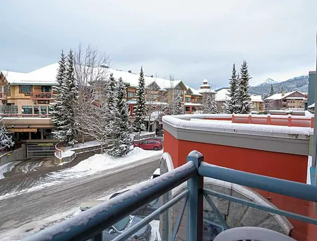 Alpenglow Lodge by Bill hotel detail image 1