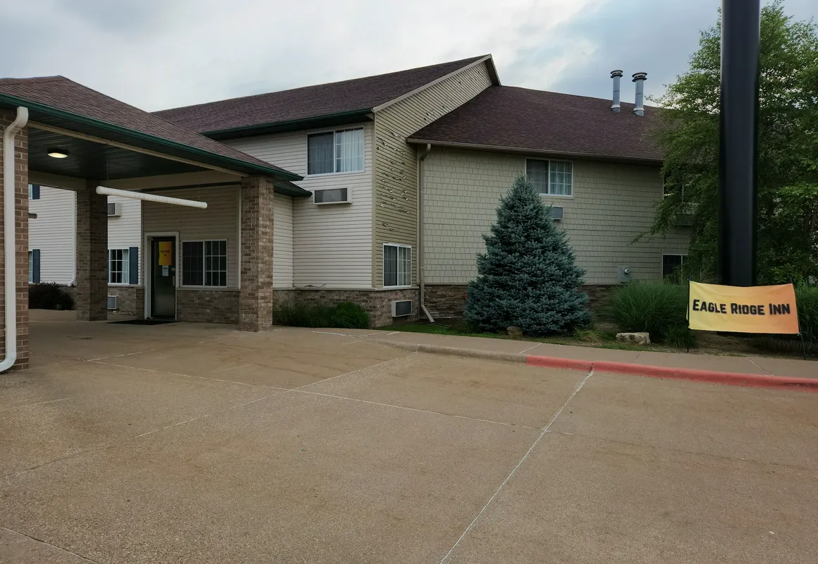 Eagle Ridge Inn hotel hero