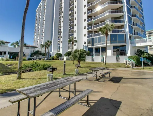 Surfside Resort 206 by RedAwning hotel detail image 1