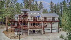 068 - White Bear Lodge hotel detail image 2