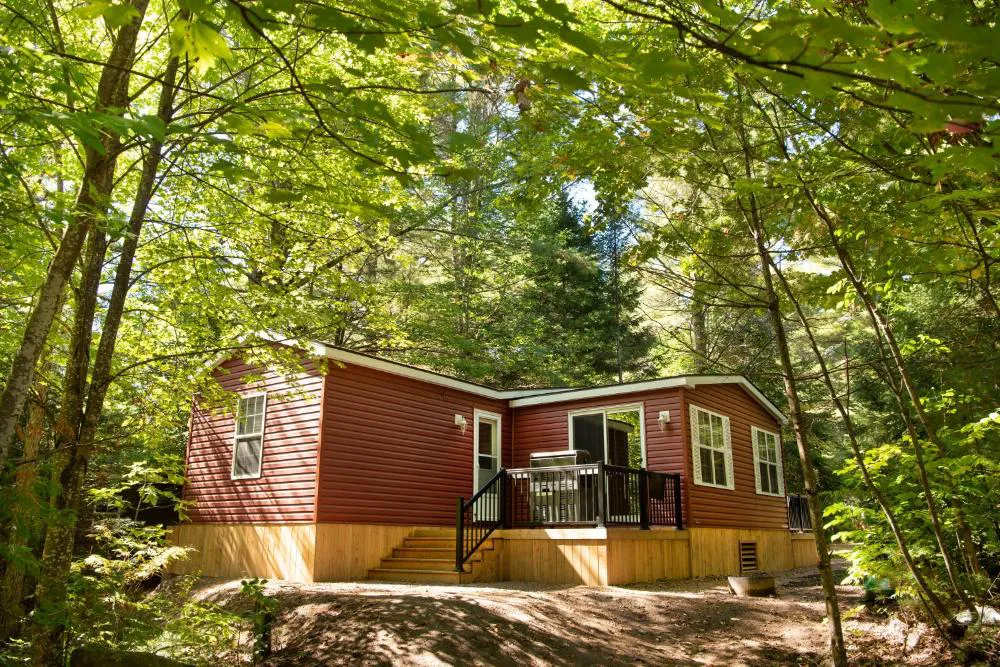 Bonnie Lake Resort hotel hero