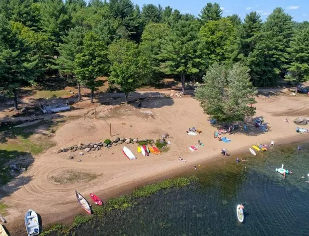 Bonnie Lake Resort hotel detail image 4