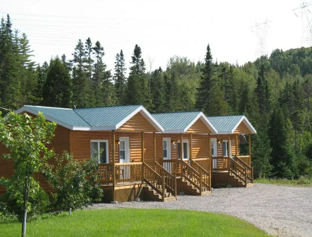 Pourvoiries des Lacs à Jimmy - Motels Triplex hotel detail image 1