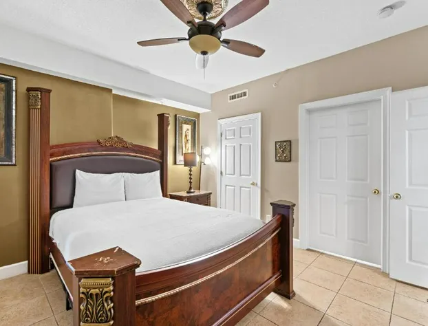 Ocean Reef by Royal American Beach Getaways hotel detail image 4