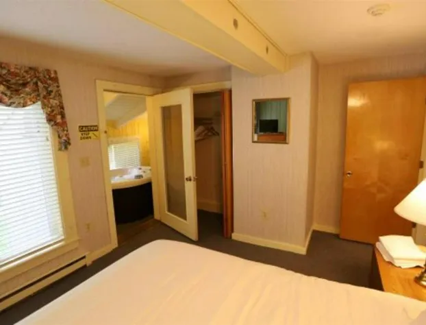 Inns of WV 101 2bd WV hotel detail image 3