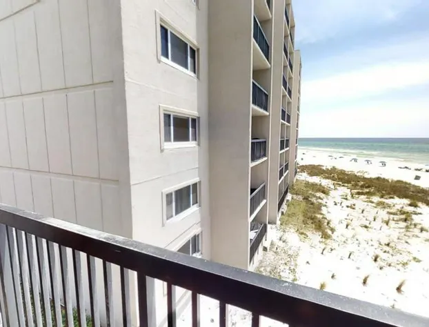 Pinnacle Port B2-308 hotel detail image 1