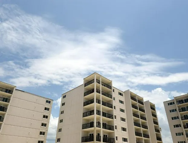 Pinnacle Port B2-308 hotel detail image 4